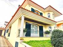 Excelente Moradia T4 Isolada - Santa Joana