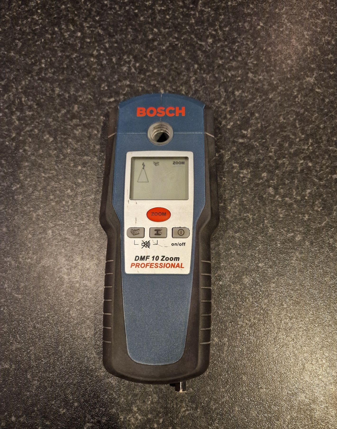 Wykrywacz przewodów Bosch DMF 10 ZOOM