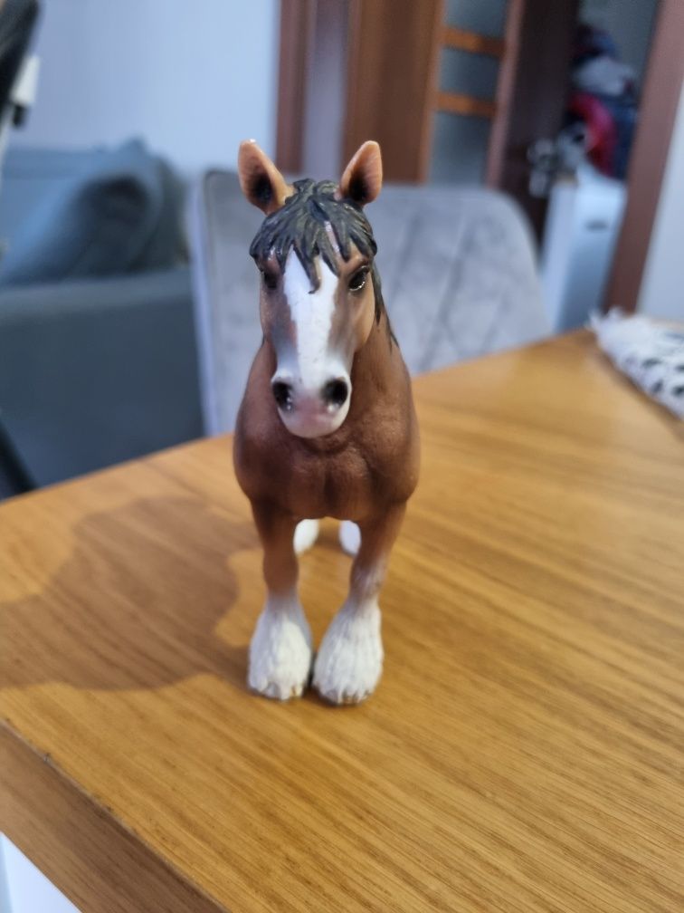 Ogier Clydesdale schleich figurka