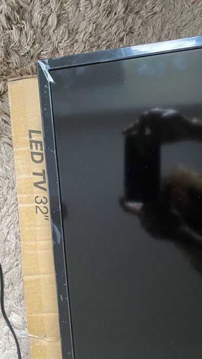 Telewizor 32’ Thompson z pilotem