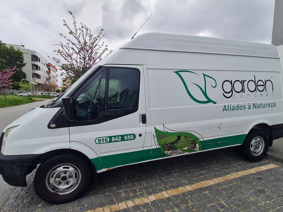 Vendo Ford Transit Furgão