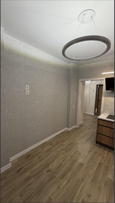 Продаж/Квартира, Київ, Голосіївський район, вул. Столичне шосе, 1