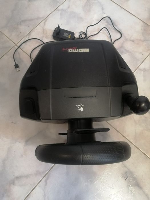 Руль logitech игровой для гонок