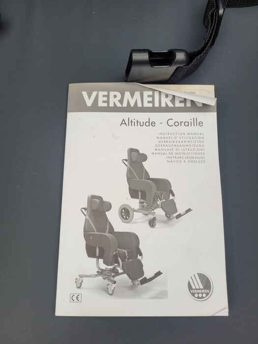 Wózek pielęgnacyjny vermeiren altitude-coraile