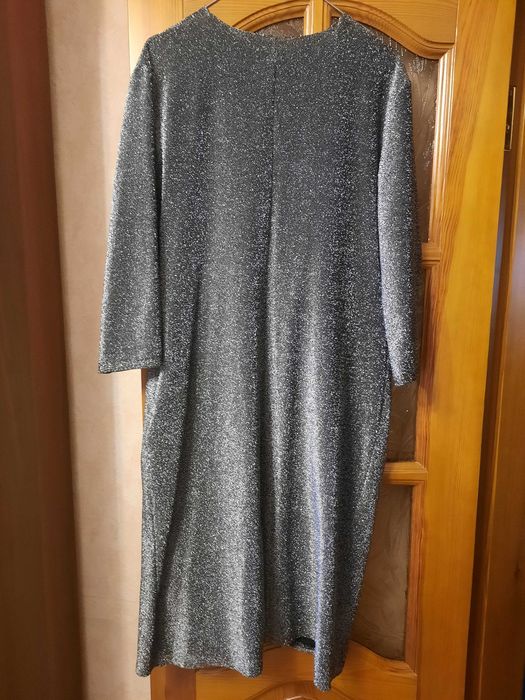 Женское платье нарядное