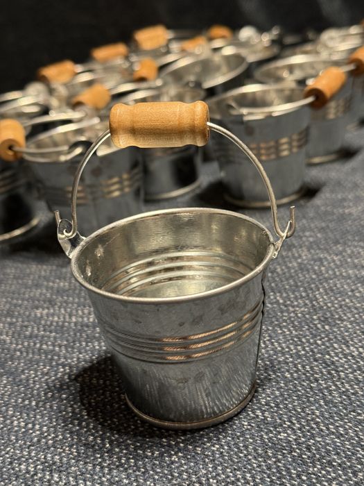 Zestaw 15 szt małych metalowych ocynkowanych wiaderek / doniczek
