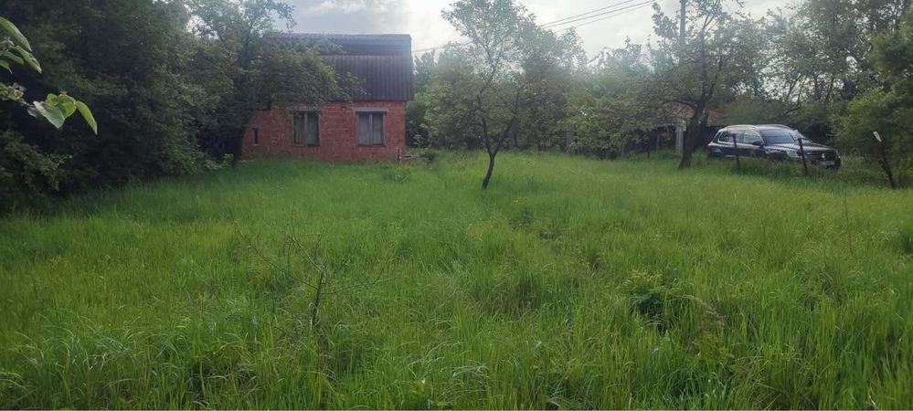 Продається дача в місті
