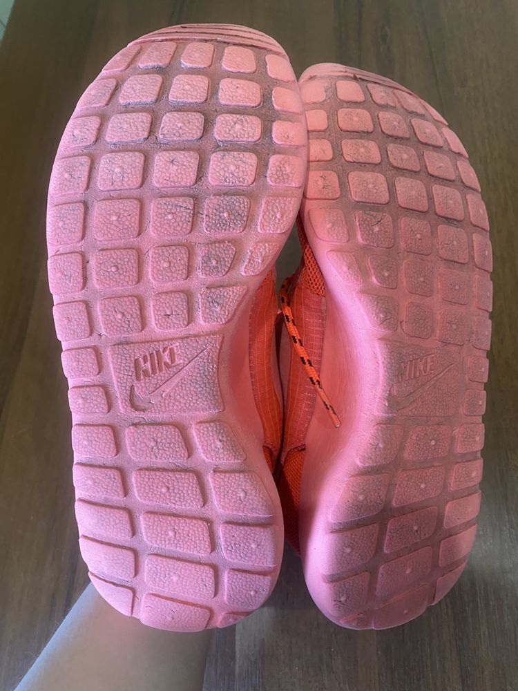 Кроссовки Nike