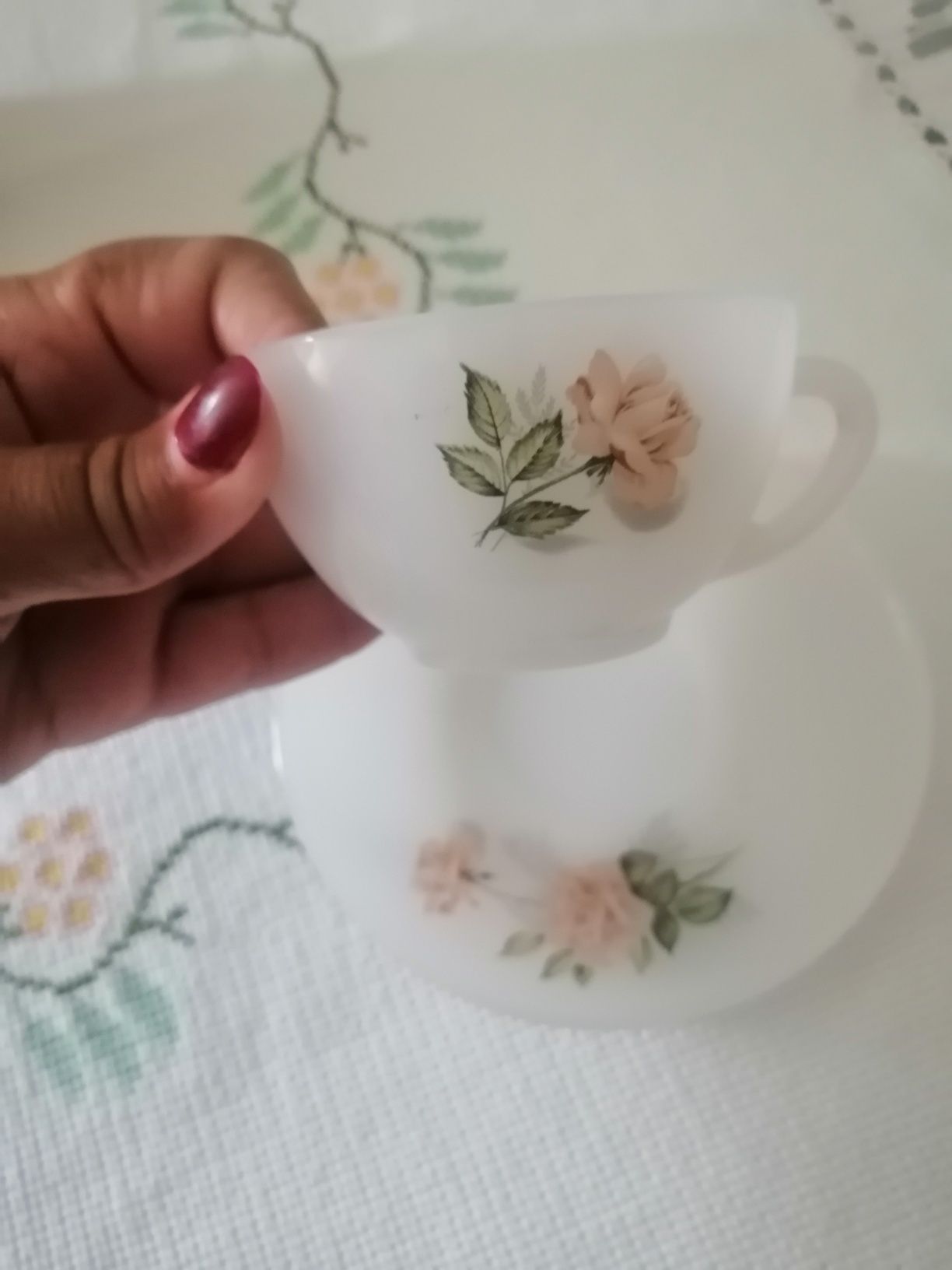 Chávena café aecopal+Louça florido vintage pirex+copos whisky 
Termori