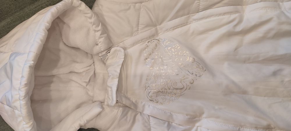 Biały kombinezon 74