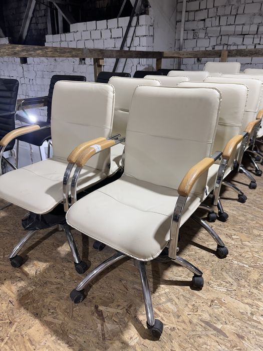 Крісла самбо , доя переговорів , крісла , шафи , тумби