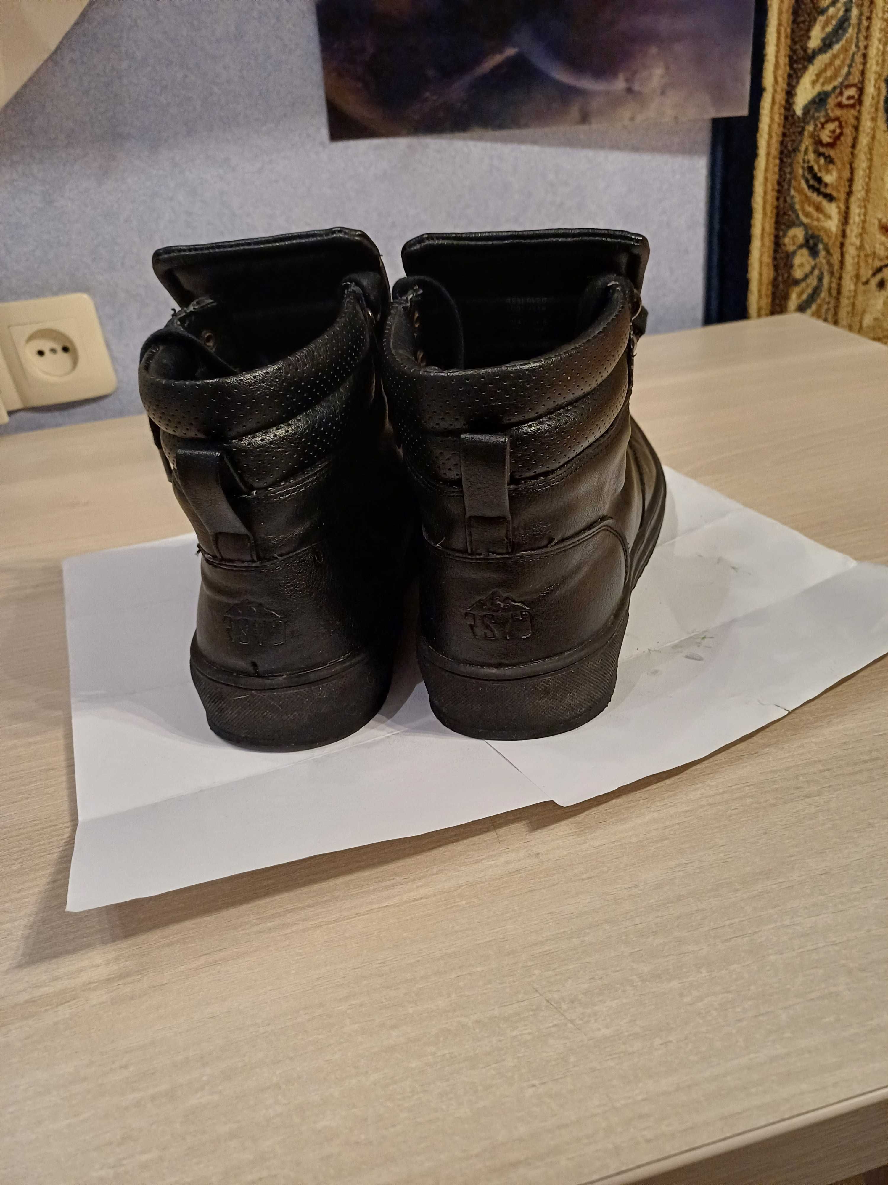 продам ботинки мужские
