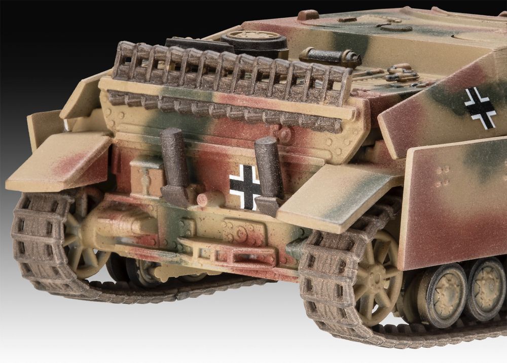 Model do sklejania czołg JAGDPANZER IV (L/70) REVELL 03359