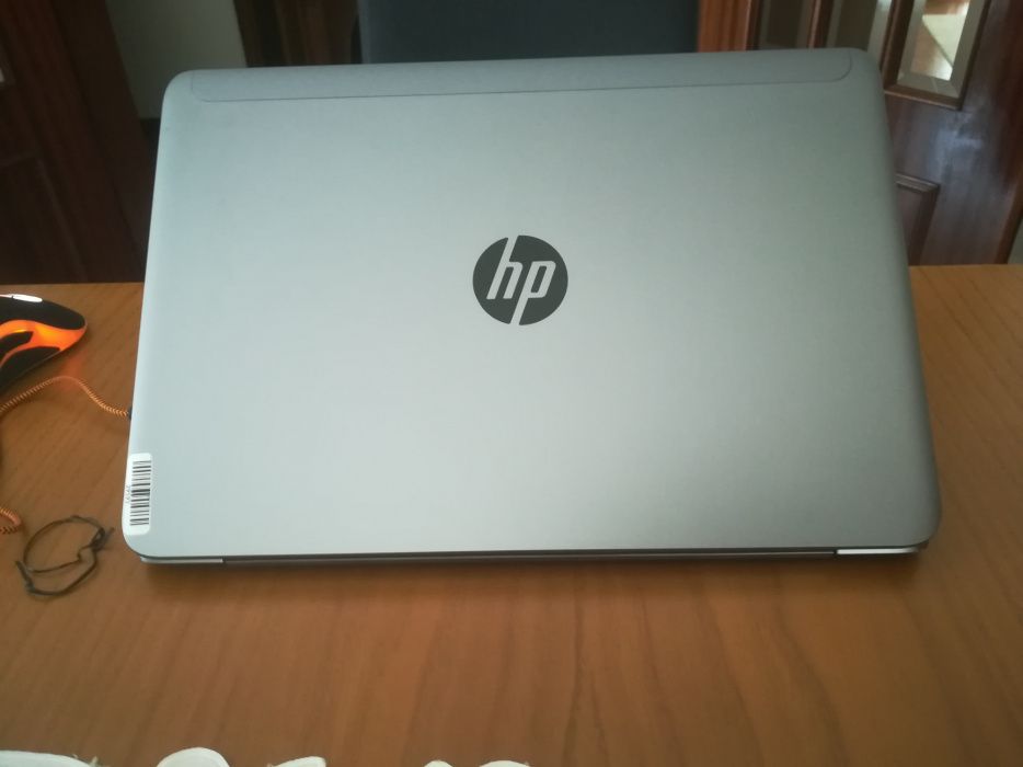 PC portátil HP i5 com garantia de 1 ano