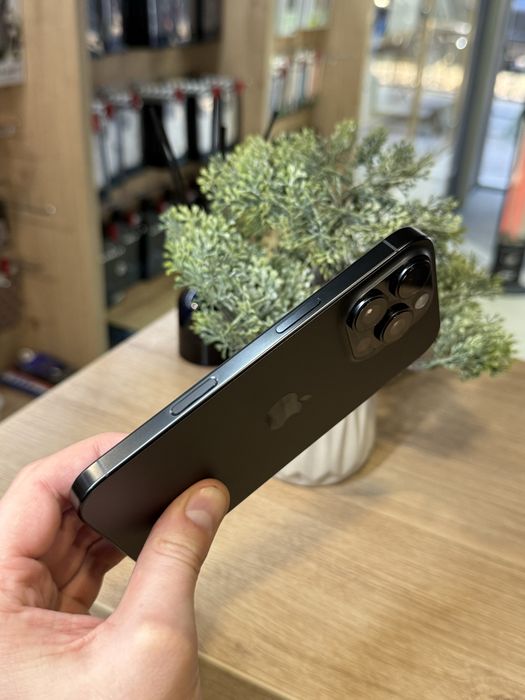 Б/у iPhone 16 Pro 512Gb Black (Дефект)