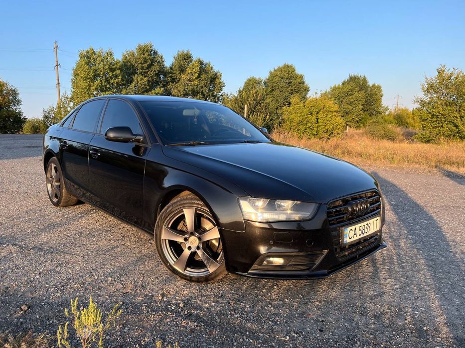 Продам авто Ауді а4 б8 2012 року
