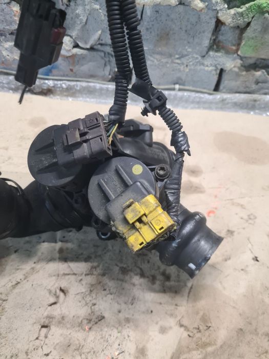 Дросельна заслінка Mazda 3 bk Ford Focus Mk 2 C-max Volvo S40 V50 1.6