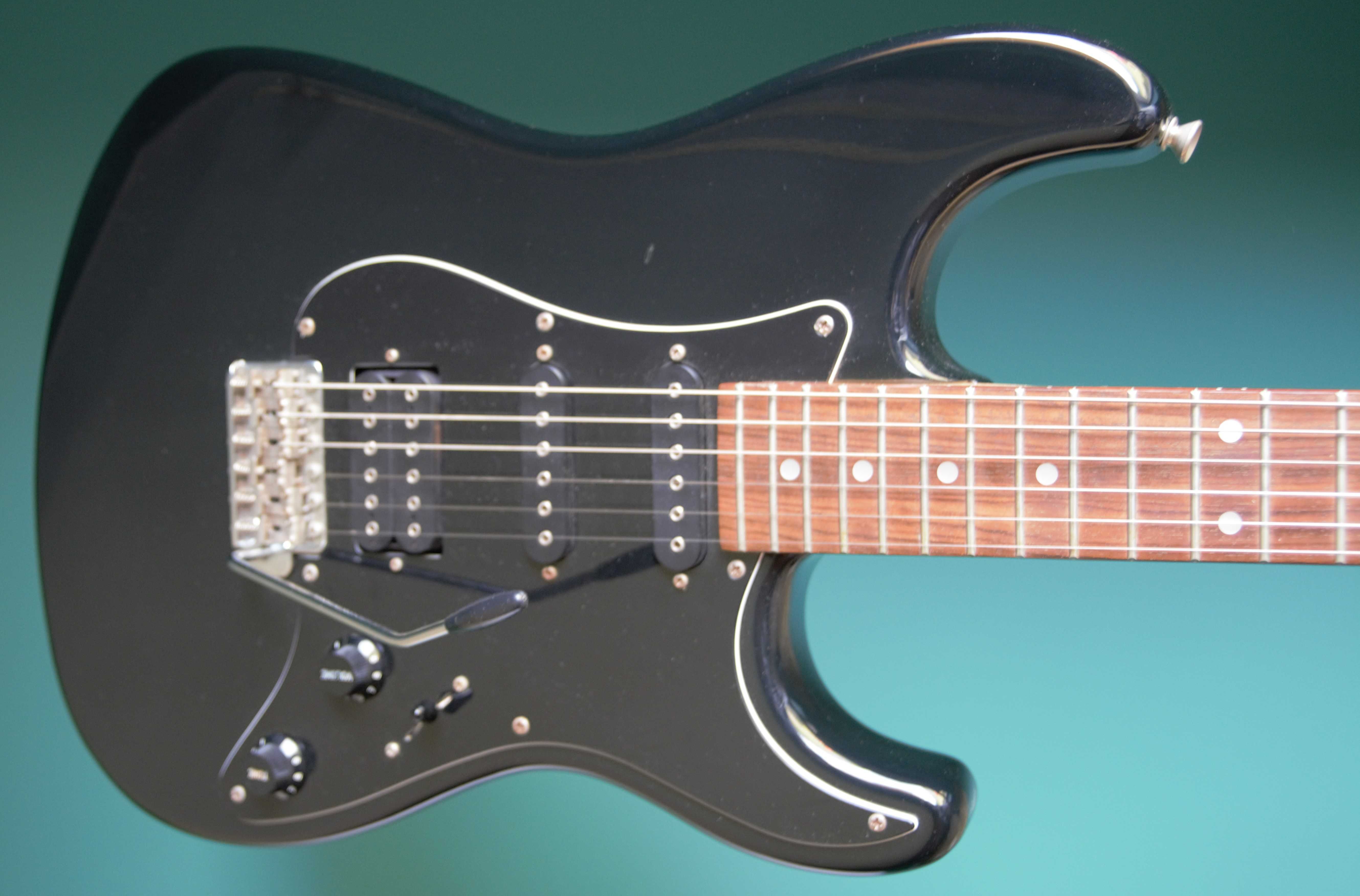 Stratocaster FERNANDES nie Fender