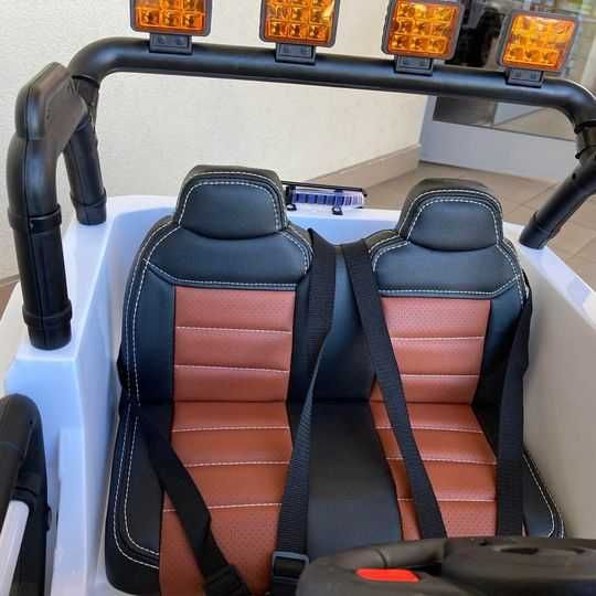 Pojazd Monster Jeep 4x4  stopniowa regulacja siedziska