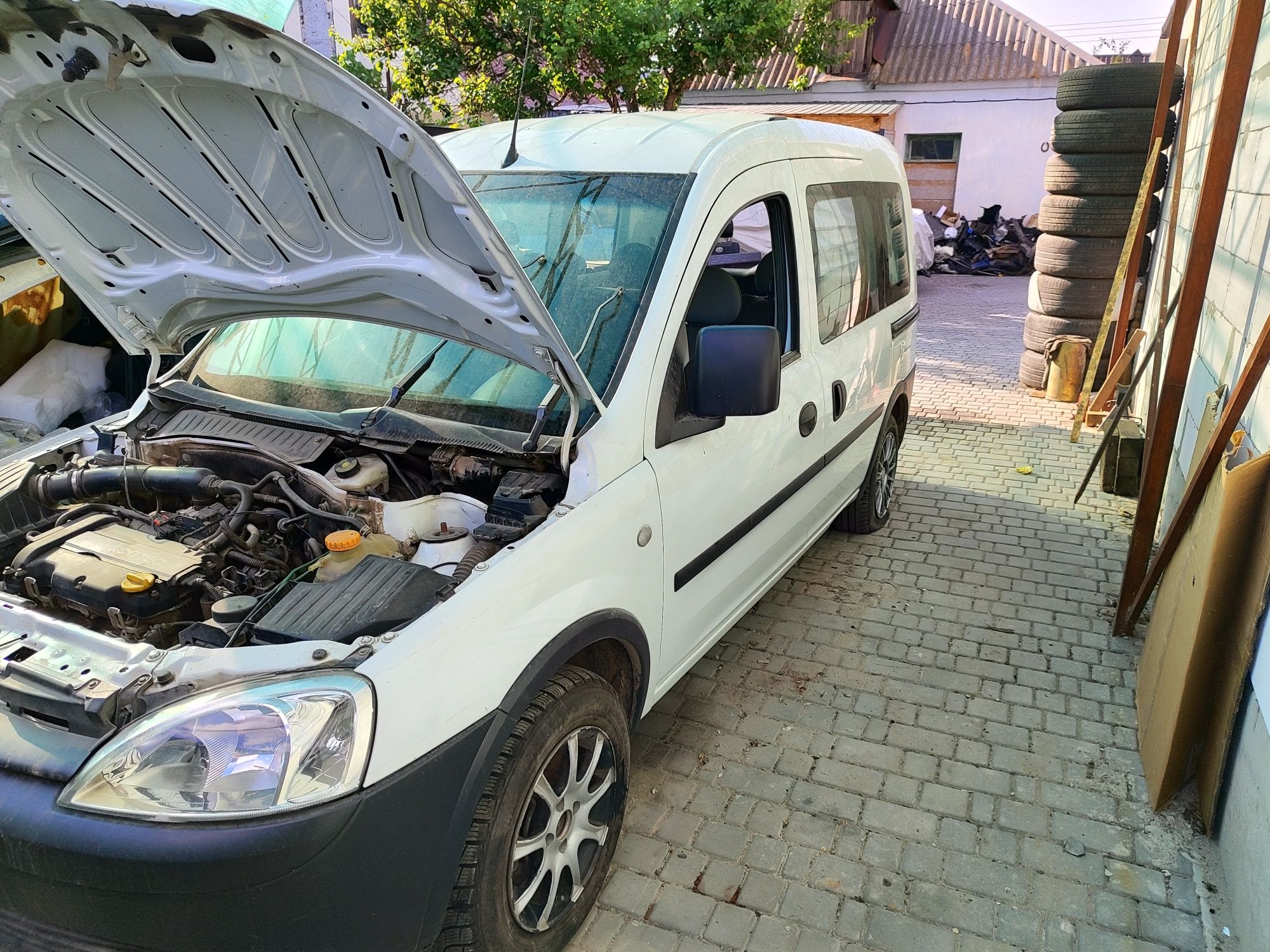 Разборка Opel combo 1.4 бензин.