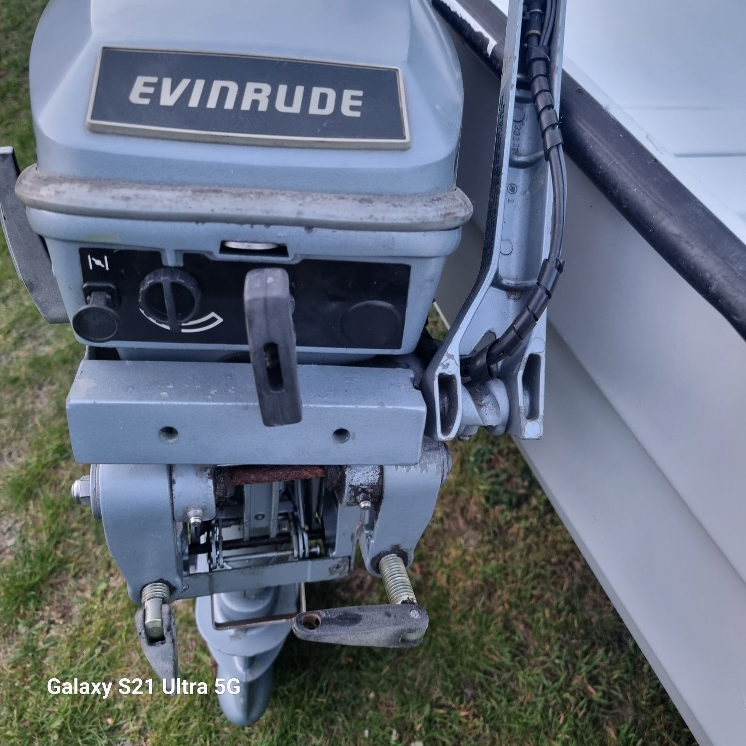 Silnik zaburtowy Evinrude 9.9 km. dwusuw