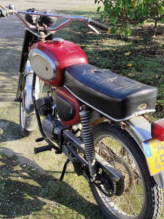 Motorizada Casal M70