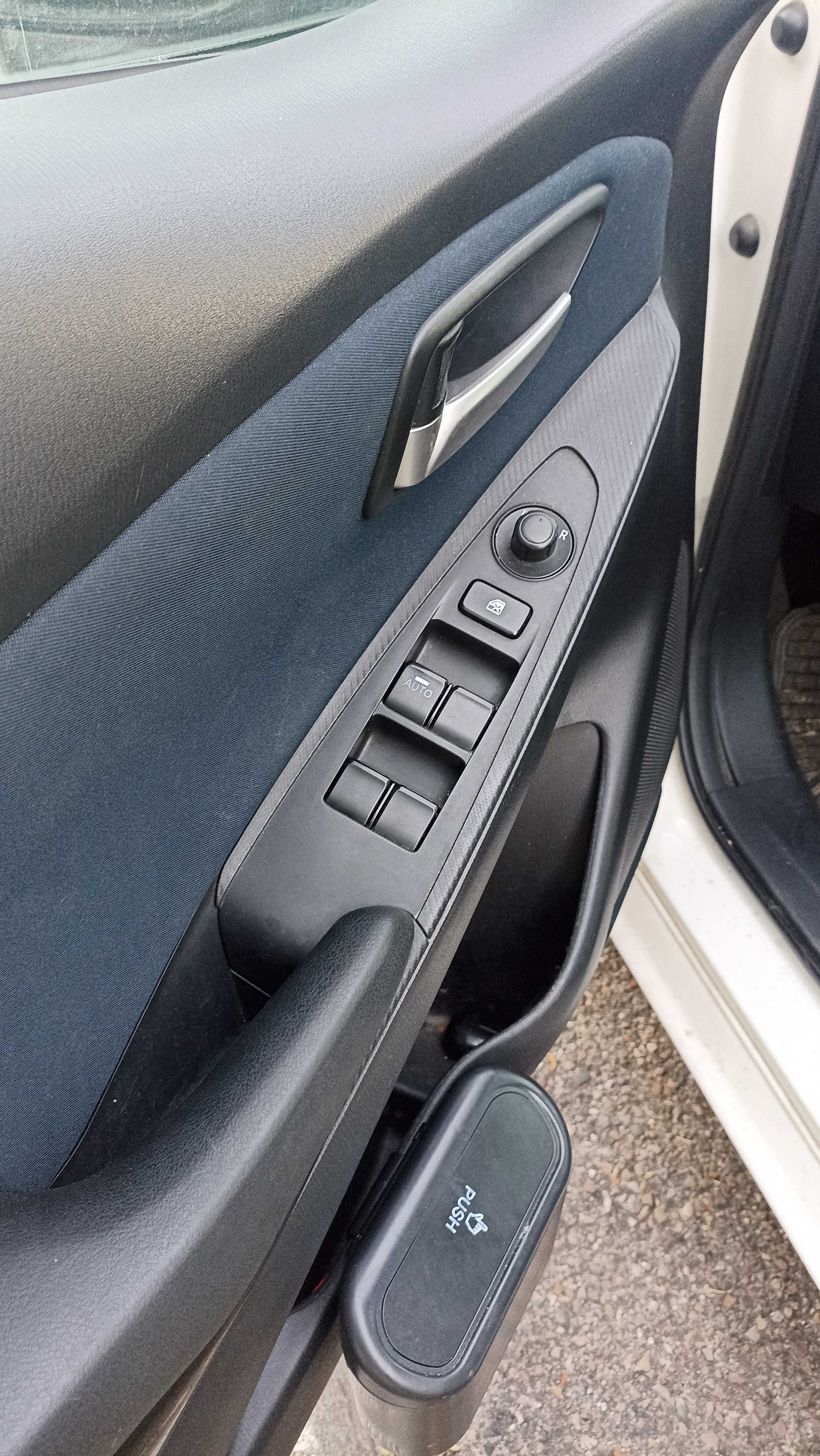 mazda 2 1.5 diesel evolve 105 cv