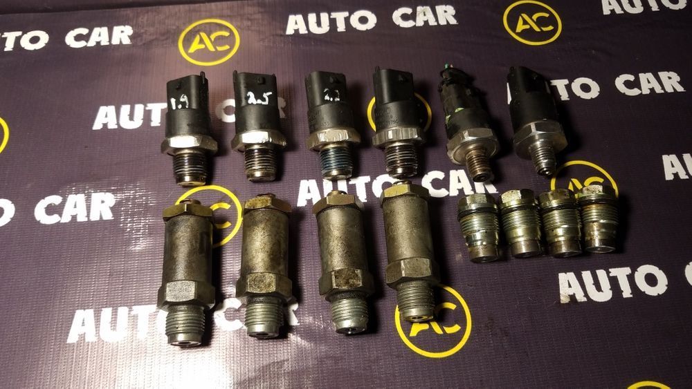 Датчик давления топлива датчик топливной рейки trafic vivaro трафик