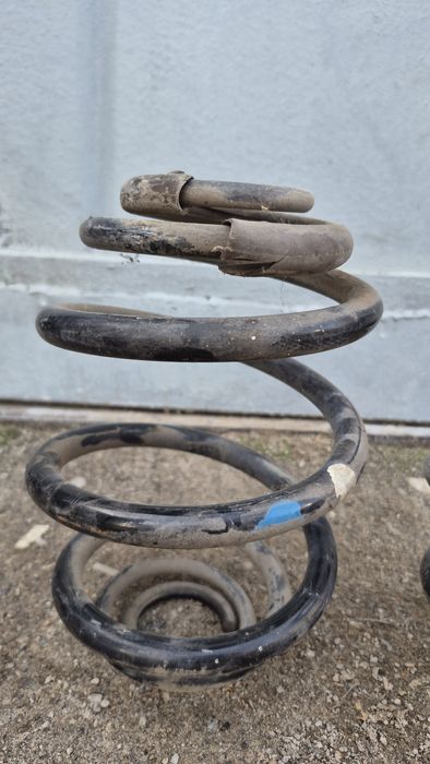 Задние пружины ланос сенс нексия авео разборка шрот запчасти

250 грн