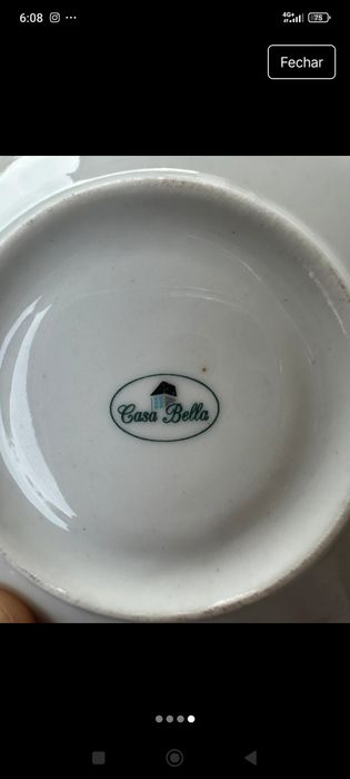 Conjunto de chávenas de café com motivos natalícios