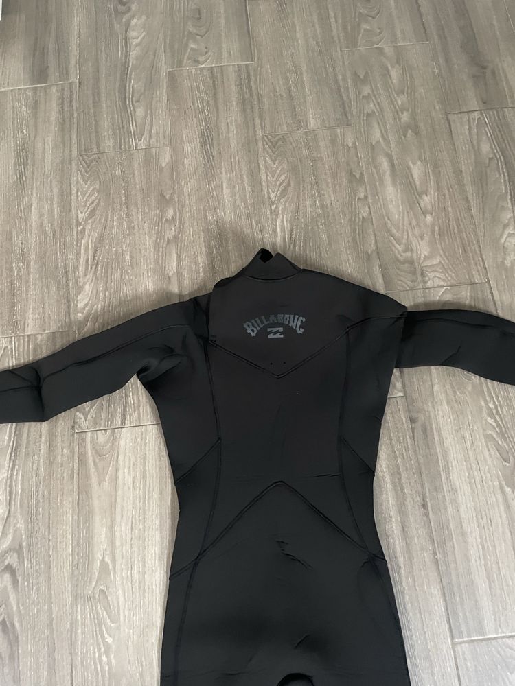 wetsuit billabong