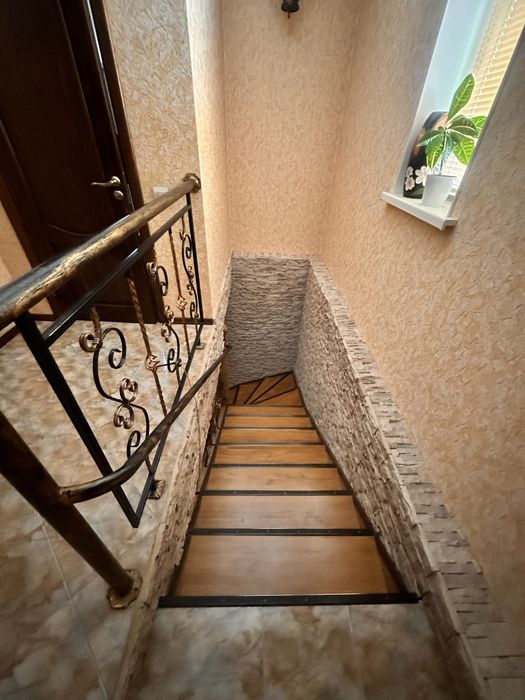 Продам будинок р-н ветлікарні Борисполь