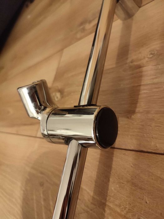 Zestaw prysznicowy drążek prysznicowy do słuchawki na słuchawkę  wanny