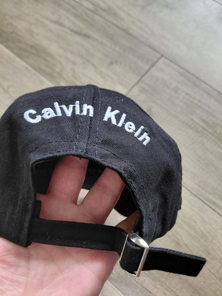 Czapeczka z daszkiem CK