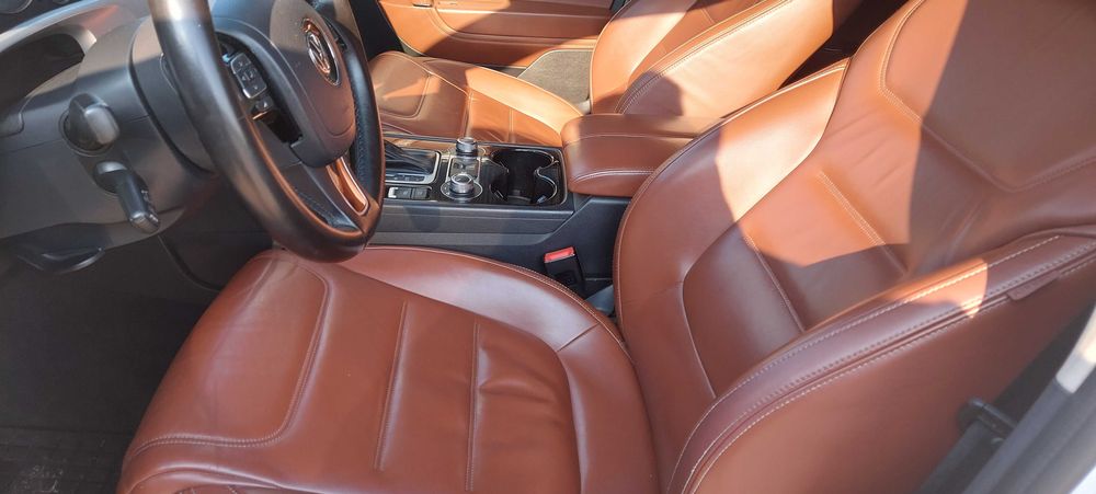 Офіційний Volkswagen Touareg 2017