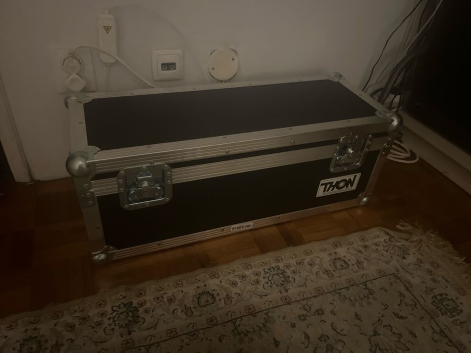 Caixa para amplificador. Hardcase. Case