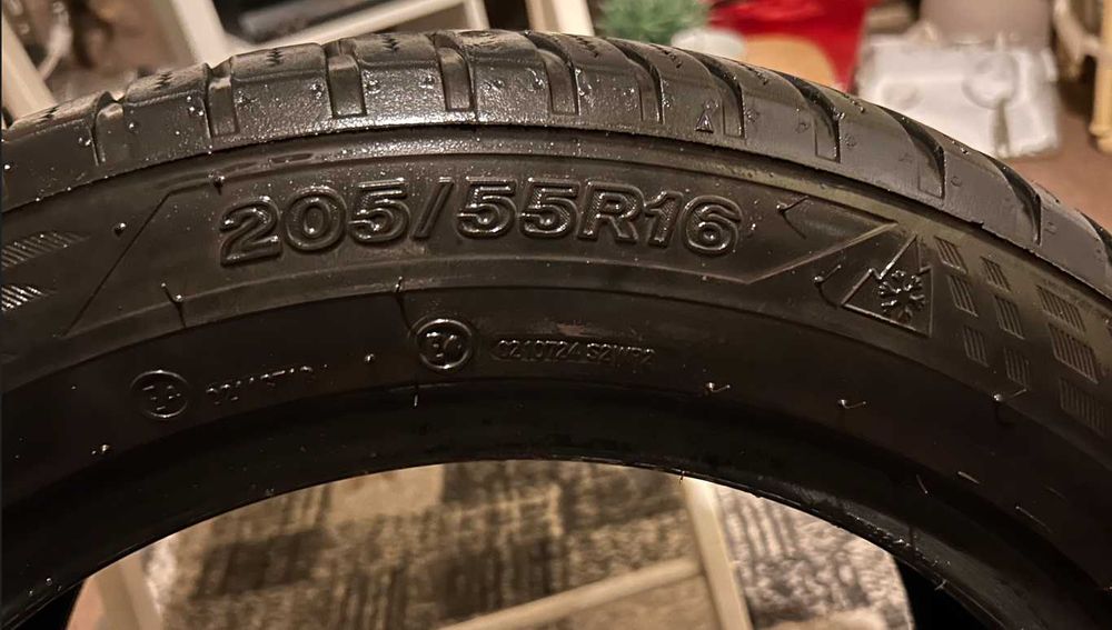 Komplet opon całorocznych Firestone 205/55R16 91H 5-6mm