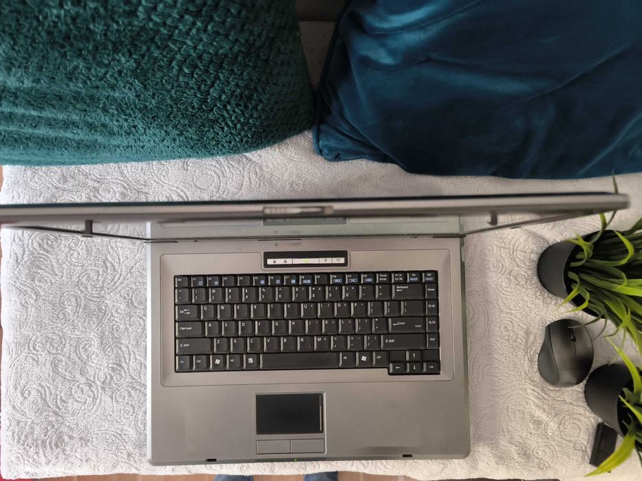 Laptop Asus Intel WiFi Bluetooth Win 11