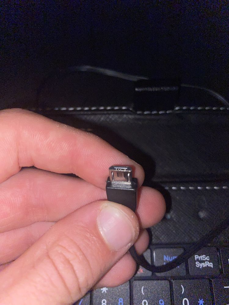 Etui z klawiaturą do tabletu Overmax OV-KL 01 (B)Z