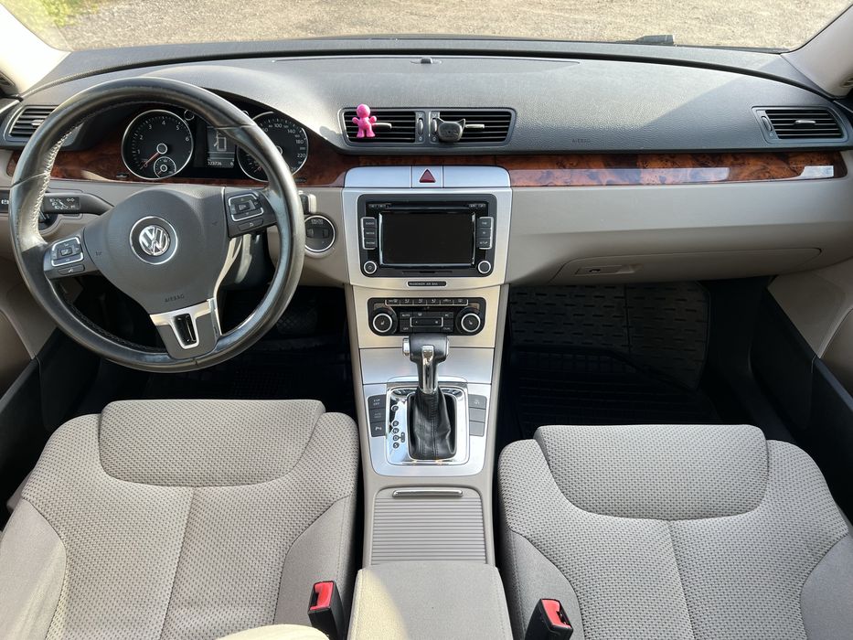 Volkswagen Passat B6 2010 рік