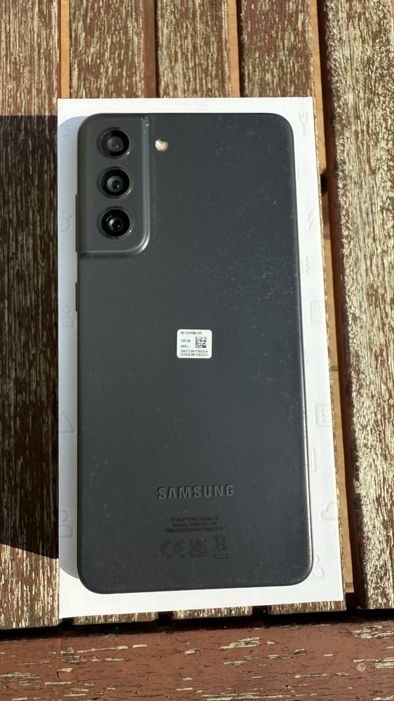 Smartfon Samsung s21 Fe