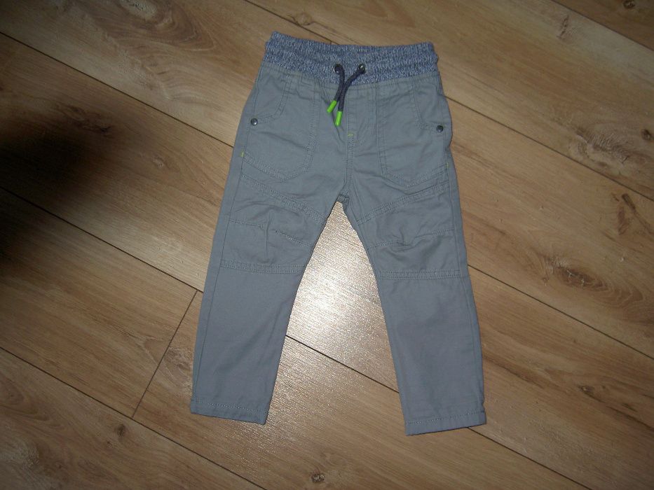 Spodnie, spodenki na podszewce dla chłopca 12-18 miesięcy, rozmiar 80