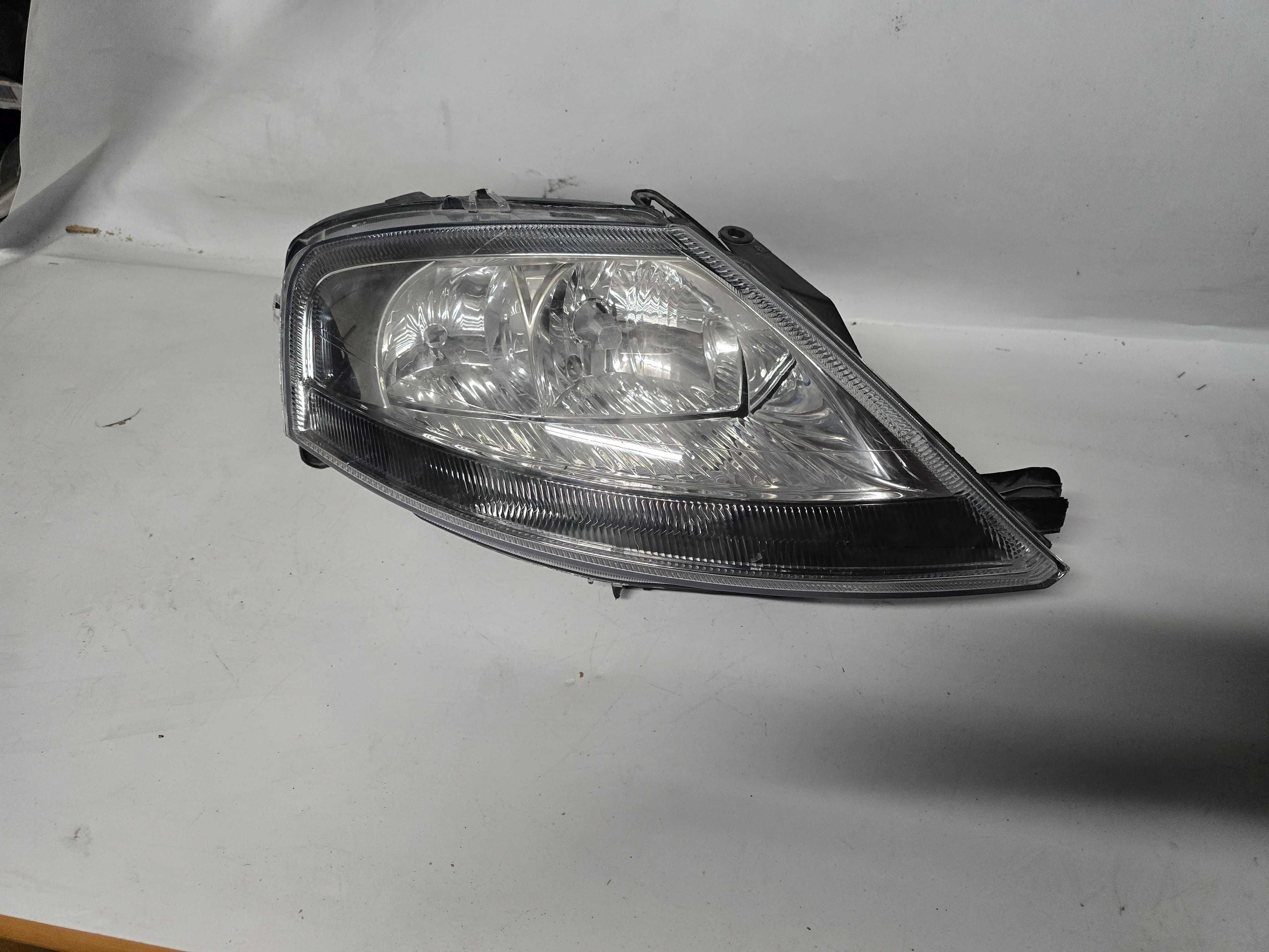 lampa przód Citroen C3 I 02-09 nowa