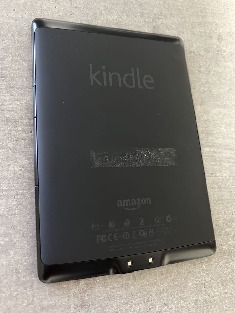 Amazon Kindle 5. Усі формати. Refurbished. Як Новий. Не сенсорний