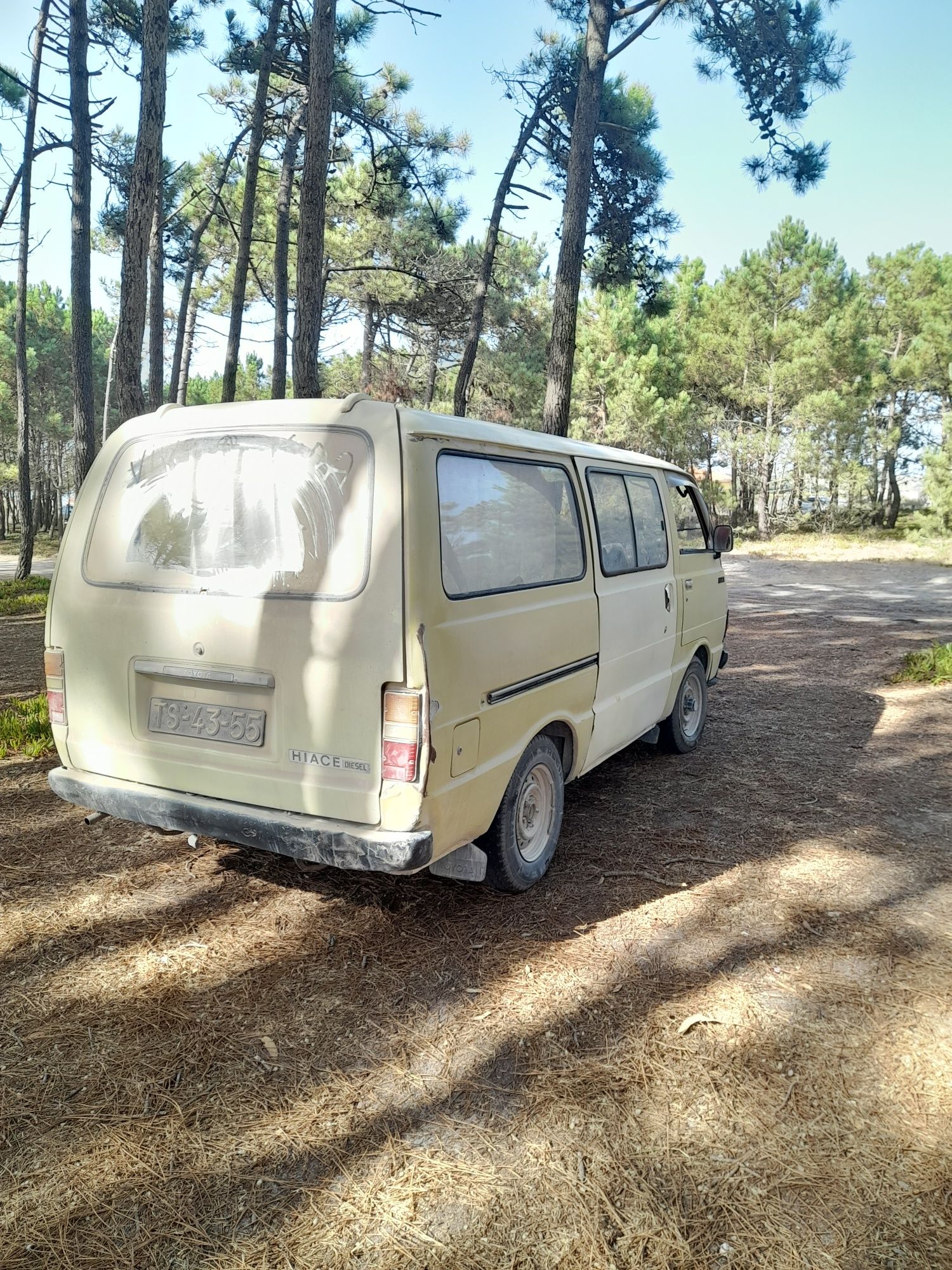 Toyota hiace van