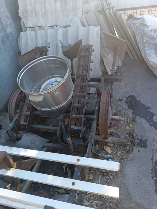 Картоплесажалка до мінітрактора