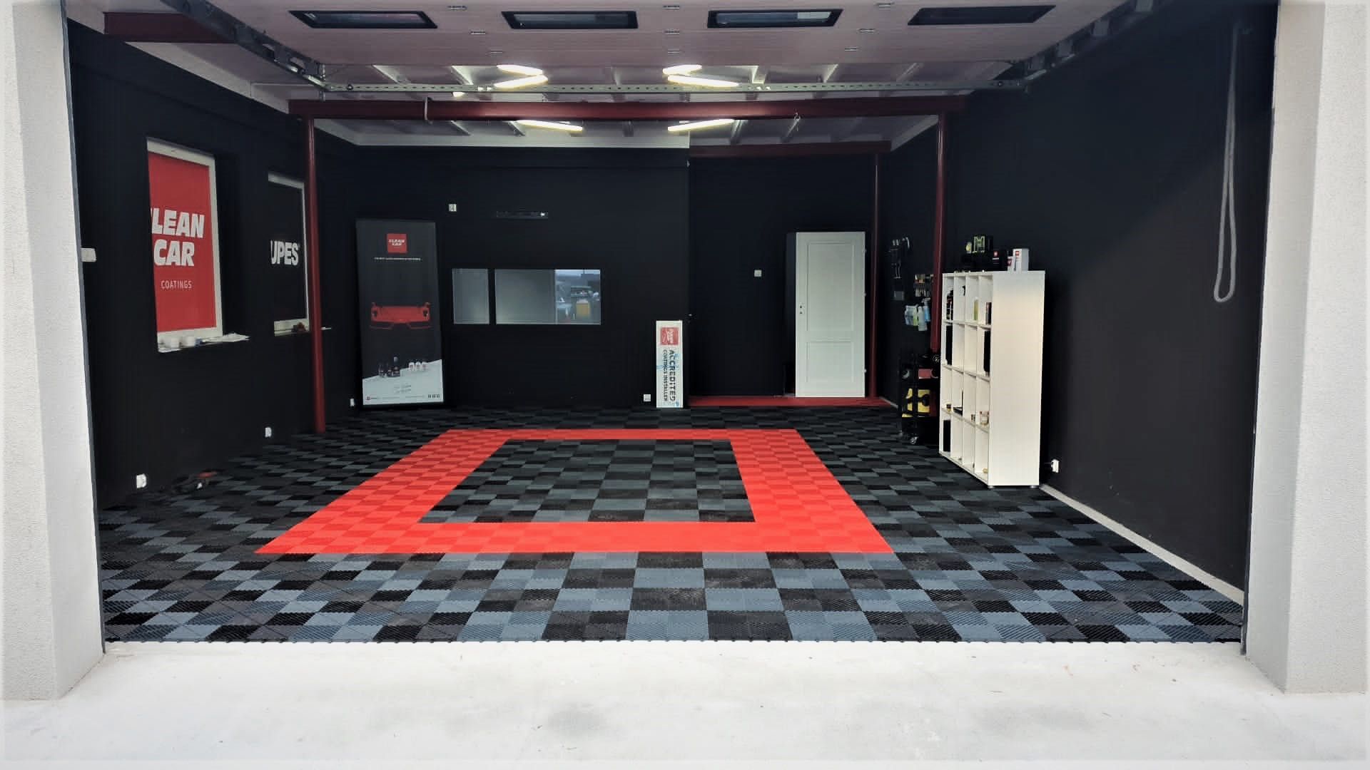 Podłoga modułowa do garażu studia detailingowego wytrzymałość 40ton/m2