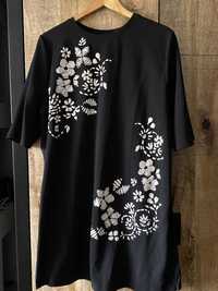 sukienka czarna firmy Zara rozmiar M