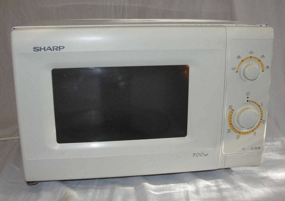 Мікрохвильова піч Sharp