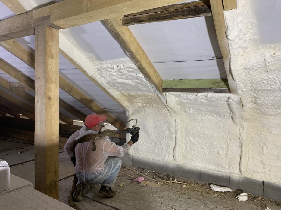 Утеплення Мукачево. Пінополіуретан. Піна.